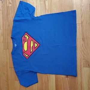 Boys Superman tee - excellent condition